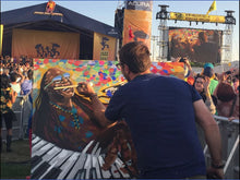 Load image into Gallery viewer, John Bukaty painting &quot;Stevie Wonder&quot; live at Jazz Fest 2017
